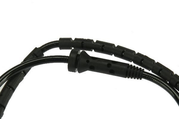 URO-015559, URO Parts ABS Speed Sensors for 2002-2008 COOPER - 34526756385 في الإمارات العربية المتحدة, دبي. Condition - new. Price ⁦120 AED⁩. Photo, seller contacts | AUTO.AE