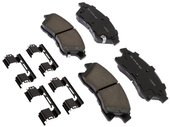 ADO-17D1522CHF1, ACDelco Gold Ceramic Brake Pads for 2011-2015 CRUZE, 2016 CRUZE LIMITED, 2012-2017 SONIC - 19428013 في الإمارات العربية المتحدة, دبي. Condition - new. Price ⁦220 AED⁩. Photo, seller contacts | AUTO.AE