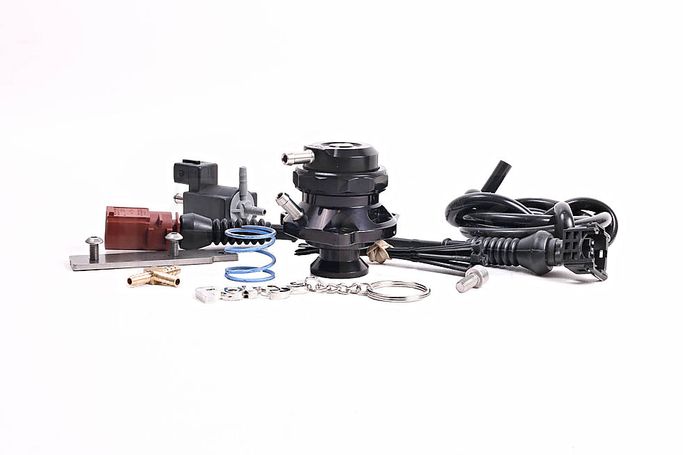 FMDVMK7R, FORGE FMDVMK7R Recirculation Valve Kit for VW Golf 7 GTI, Golf 7 Clubsport, Golf 7 R, AUDI S3 (8V) in UAE, Dubai. Condition - new. Price ⁦1,610 AED⁩. Photo, seller contacts | AUTO.AE