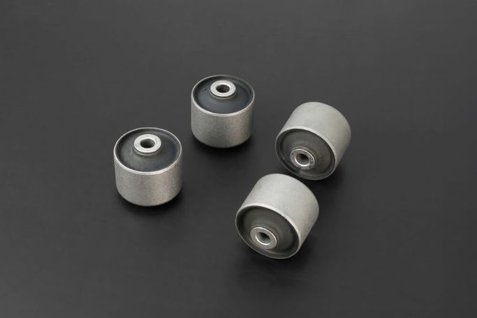 Q1336, HARDRACE Q1336 Rear lower arm bushing kit (harden rubber) - 4pcs/set for TOYOTA Land Cruiser (J200) 2007-2021 в ОАЭ, Дубай. Состояние - новое. Цена ⁦1 390 AED⁩. Фото, контакты продавца | AUTO.AE