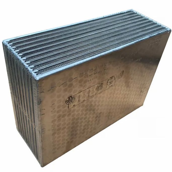 873213-6002, GARRETT 873213-6002 Intercooler Core 7.21" x 3.60" x 9.80", 980 HP, Air/Liquid for BMW M3 / M4 في الإمارات العربية المتحدة, دبي. Condition - new. Price 2,380 AED. Photo, seller contacts | AUTO.AE