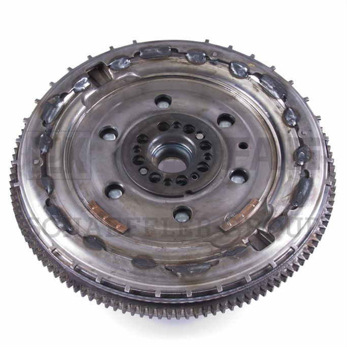 LUK-DMF103, LuK Clutch DMF Flywheels 4150446100 в ОАЭ, Дубай. Состояние - новое. Цена 2 520 AED. Фото, контакты продавца | AUTO.AE