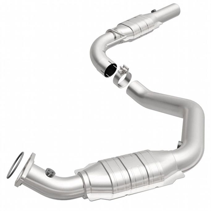 447267, MAGNAFLOW 447267 Catalytic Converter Direct-Fit California Grade for CHEVROLET Express 2500 2003-2005 in UAE, Dubai. Condition - new. Price ⁦8,530 AED⁩. Photo, seller contacts | AUTO.AE