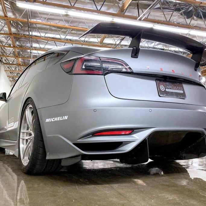 UP-M3-304-5.1, UNPLUGGED PERFORMANCE UP-M3-304-5.1 Optional Rear Diffuser Fins Ascension-R for Rear Bumper, Carbon for TESLA Model 3 в ОАЭ, Дубай. Состояние - новое. Цена ⁦4 770 AED⁩. Фото, контакты продавца | AUTO.AE