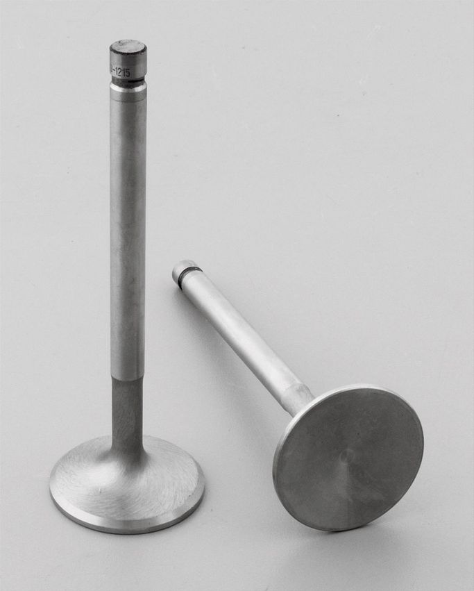 EDL-9766, Edelbrock Stainless Steel Valves 9766 في الإمارات العربية المتحدة, دبي. Condition - new. Price 1,020 AED. Photo, seller contacts | AUTO.AE
