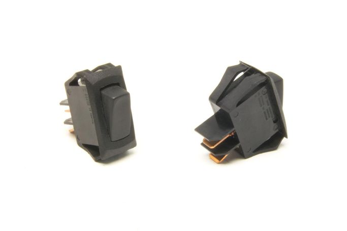 PRF-80411, Painless Performance Mini Rocker Switches 80411 в ОАЭ, Дубай. Состояние - новое. Цена ⁦50 AED⁩. Фото, контакты продавца | AUTO.AE