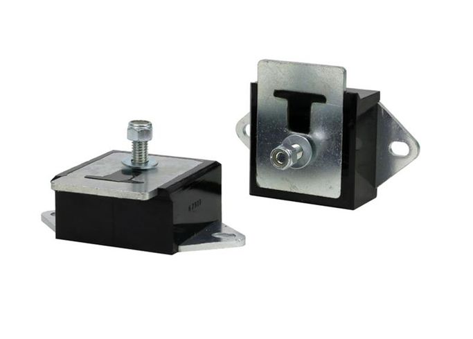 NLT-REV204-0000, Nolathane Engine Mounts and Inserts REV204.0000 في الإمارات العربية المتحدة, دبي. Condition - new. Price 290 AED. Photo, seller contacts | AUTO.AE