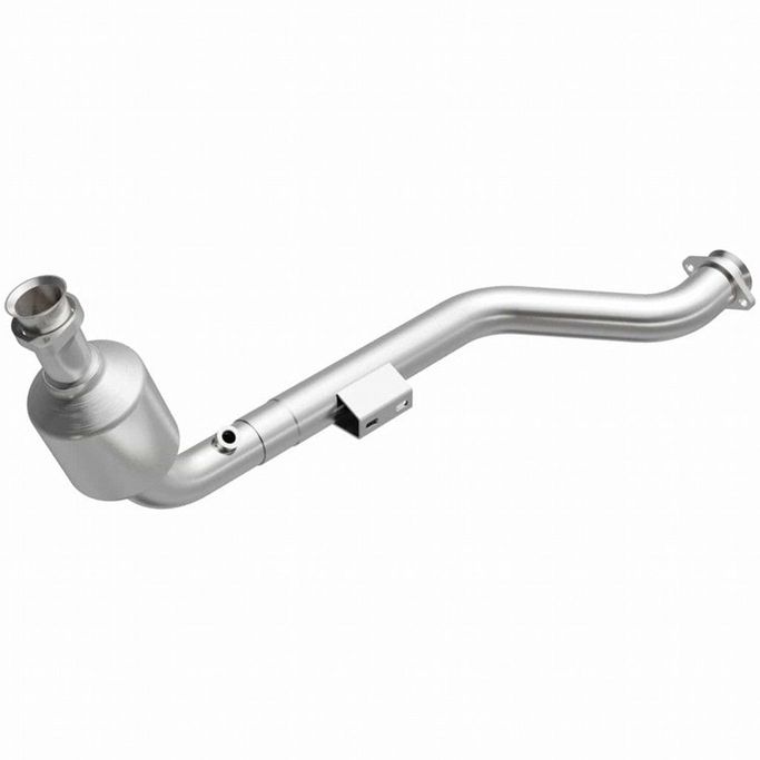 49836, MAGNAFLOW 49836 Catalytic Converter Direct-Fit OEM Grade for MERCEDES-BENZ SLK320 2001-2003 in UAE, Dubai. Condition - new. Price ⁦2,390 AED⁩. Photo, seller contacts | AUTO.AE