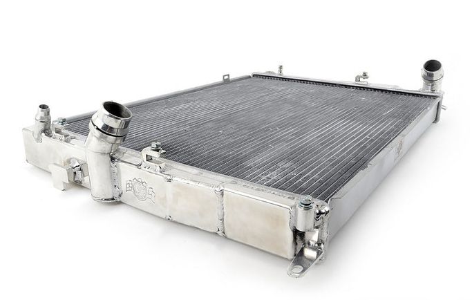 7001, CSF 7001 Racing Radiator for BMW E90 325i/328i N52 3.0L في الإمارات العربية المتحدة, دبي. Condition - new. Price 2,740 AED. Photo, seller contacts | AUTO.AE