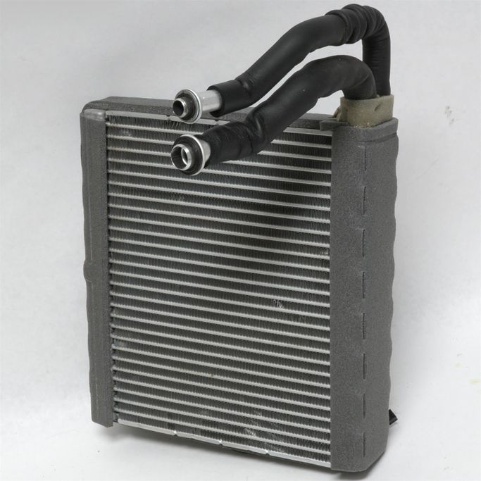UAC-EV9409377PFC, Universal Air Conditioner Evaporator Cores for 2017-2018 FOCUS, 2018-2023 TRANSIT CONNECT - EV 9409377PFC в ОАЭ, Дубай. Состояние - новое. Цена 340 AED. Фото, контакты продавца | AUTO.AE