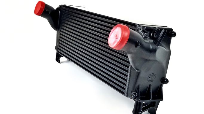 6076, CSF 6076 Intercooler for DODGE Ram 6.7 L 2013-2017 в ОАЭ, Дубай. Состояние - новое. Цена 4 390 AED. Фото, контакты продавца | AUTO.AE