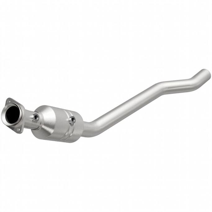 49739, MAGNAFLOW 49739 Catalytic Converter Direct-Fit OEM Grade for JEEP Grand Cherokee 2011-2019 in UAE, Dubai. Condition - new. Price ⁦3,590 AED⁩. Photo, seller contacts | AUTO.AE