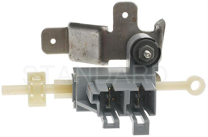 SMP-NS63, Standard Motor Neutral and Backup Safety Switches for 1986-2004 MUSTANG - NS-63 في الإمارات العربية المتحدة, دبي. Condition - new. Price ⁦320 AED⁩. Photo, seller contacts | AUTO.AE