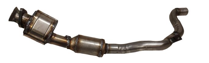 APH-644214, AP Exhaust Direct-Fit Catalytic Converters for 2017-2020 DISCOVERY, 2014-2019 RANGE ROVER, 2015-2019 RANGE ROVER SPORT - 644214 في الإمارات العربية المتحدة, دبي. Condition - new. Price ⁦3,440 AED⁩. Photo, seller contacts | AUTO.AE