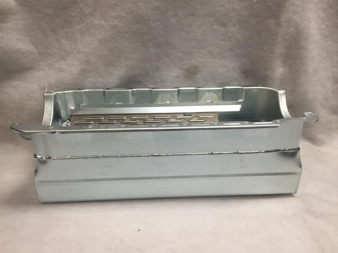 CHP-CP215LT, Champ Pans Wet Sump Oil Pans CP215LT في الإمارات العربية المتحدة, دبي. Condition - new. Price ⁦2,510 AED⁩. Photo, seller contacts | AUTO.AE