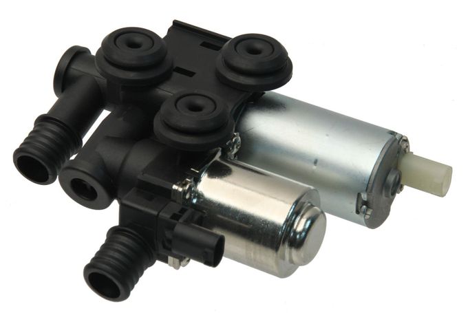 URO-013277, URO Parts Heater Control Valves for 2001-2006 M3, 2001-2002 Z3 - 64118369807 في الإمارات العربية المتحدة, دبي. Condition - new. Price ⁦1,280 AED⁩. Photo, seller contacts | AUTO.AE
