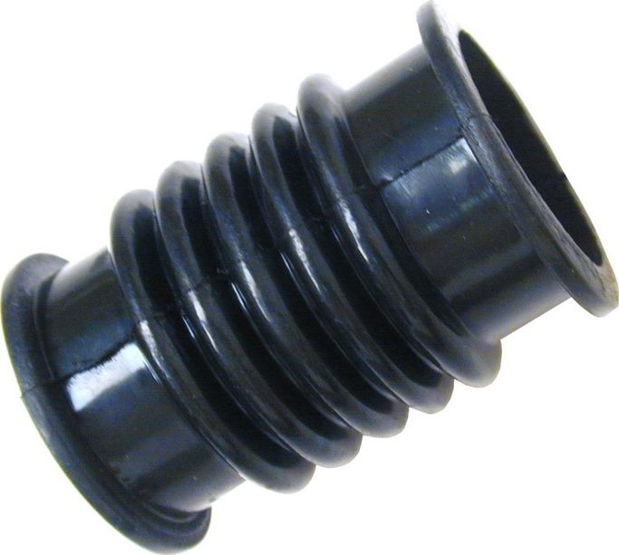 URO-004741, URO Parts PCV and Crankcase Breather Hoses for 1999-2001 911, 1997-2004 BOXSTER - 99610723752 in UAE, Dubai. Condition - new. Price ⁦70 AED⁩. Photo, seller contacts | AUTO.AE