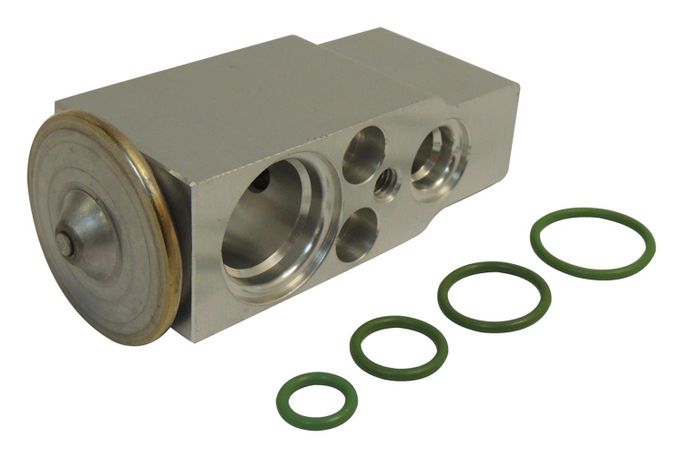 CWA-68003989AA, Crown Automotive Air Conditioning Expansion Valves for 2008-2012 LIBERTY, 2007-2011 NITRO - 68003989AA in UAE, Dubai. Condition - new. Price 330 AED. Photo, seller contacts | AUTO.AE