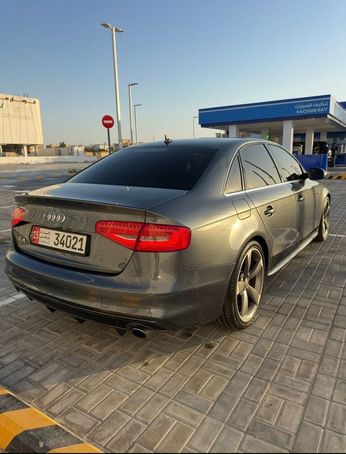 Used Audi S4 IV (B8) Facelift, 3.0 l, 2013 in Abu Dhabi, Grey color. GCC Specs | AUTO.AE