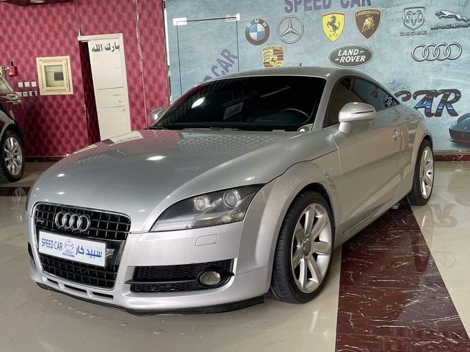 Used Audi TT II (8J) Facelift, 2.0 l, 2010 in Abu Dhabi by Speed Car Motors, Silver color.  | AUTO.AE