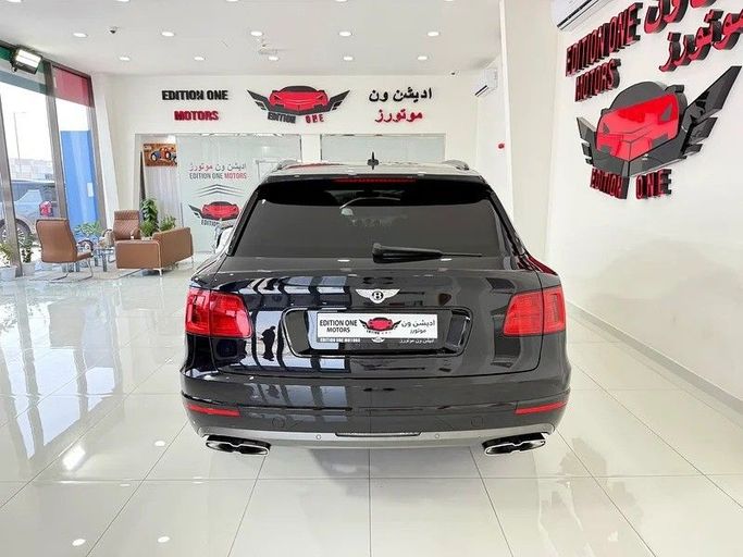 Used Bentley Bentayga I, 4.0 l, 2019 in Abu Dhabi by Edition One Motors, Black color. Canadian Specs | AUTO.AE