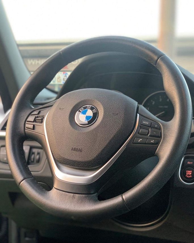 Used BMW 3 Series 318i VI (F3x) Facelift, 1.5 l, 2018 in Abu Dhabi by Al Fajr Automobile showroom, Black color. GCC Specs | AUTO.AE