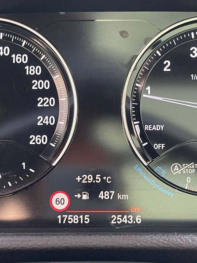 Подержанный BMW X1 20i sDrive II (F48), 2.0 л, 2019 в Абу-Даби от The Shark Automobile Showroom Серый цвет. GCC | AUTO.AE