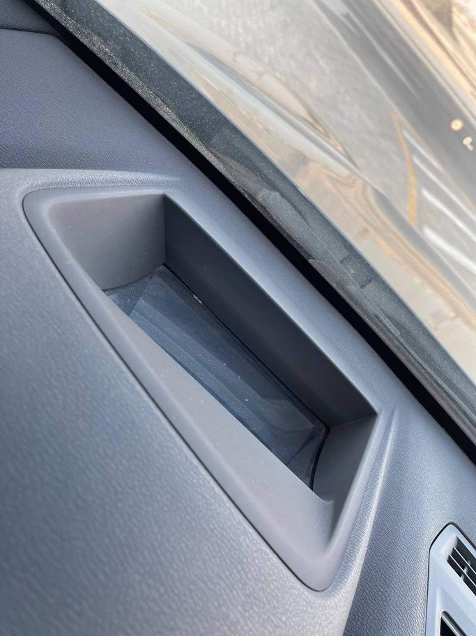 Подержанный BMW X1 20i sDrive II (F48), 2.0 л, 2019 в Абу-Даби от The Shark Automobile Showroom Серый цвет. GCC | AUTO.AE