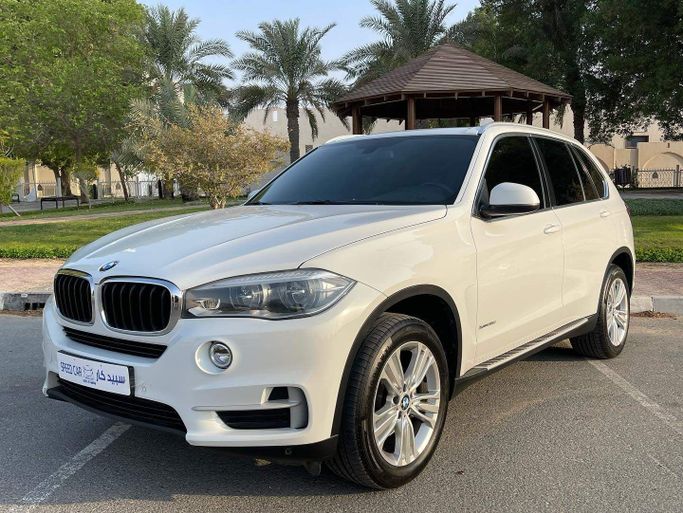 Used BMW X5 35i III (F15), 3.0 l, 2014 in Abu Dhabi by Speed Car Motors, White color. GCC Specs | AUTO.AE