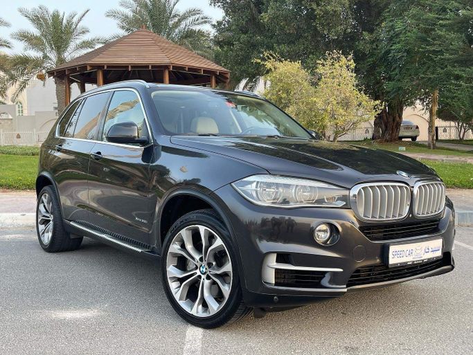 Used BMW X5 50i III (F15), 4.4 l, 2014 in Abu Dhabi by Speed Car Motors, Black color.  | AUTO.AE