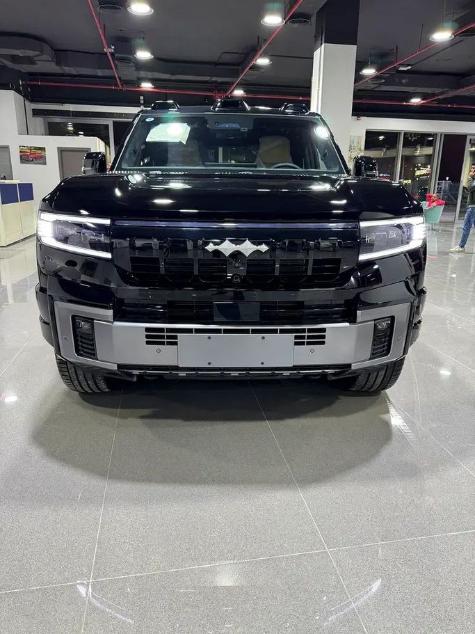 Новый BYD FangChengBao Leopard 8, 1.5 л, 2025 в Абу-Даби от Emco car Черный цвет.  | AUTO.AE