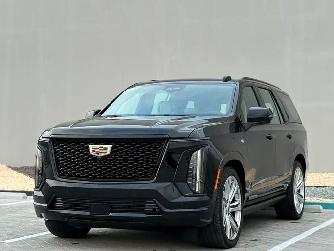 مستعملة Cadillac Escalade 600 فيس ليفت V, 6.2 l, 2025 في في أبو ظبي من Deals On Wheels Motors Cars Showroom، اللون أسود. مواصفات الخليج | AUTO.AE