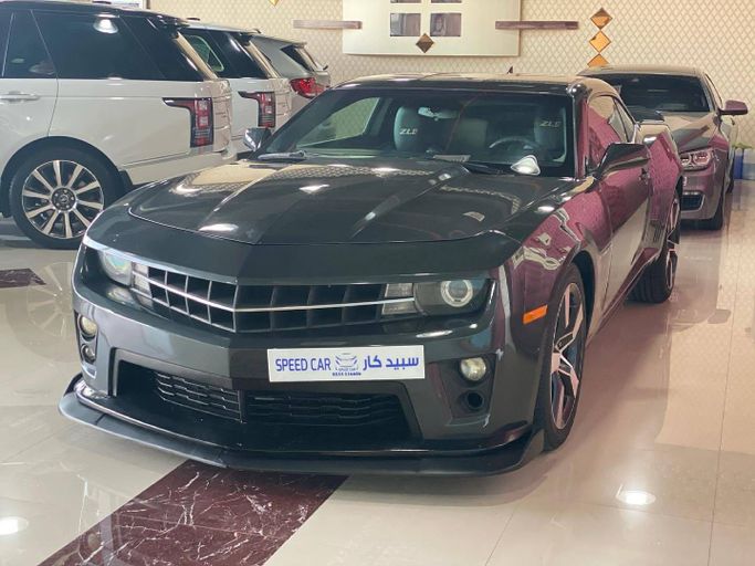 Used Chevrolet Camaro VI, 6.2 l, 2015 in Abu Dhabi by Speed Car Motors, Black color. GCC Specs | AUTO.AE