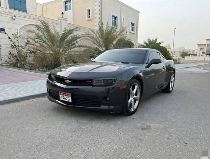 Подержанный Chevrolet Camaro V Рестайлинг, 3.6 л, 2014 в Абу-Даби Черный цвет. GCC | AUTO.AE | Объявление #273126