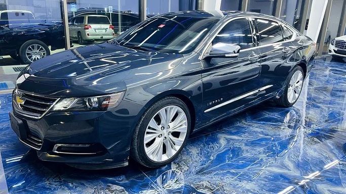 Подержанный Chevrolet Impala X, 2.5 л, 2019 в Абу-Даби от Al Fateh Used Automobiles Showroom Серый цвет. GCC | AUTO.AE