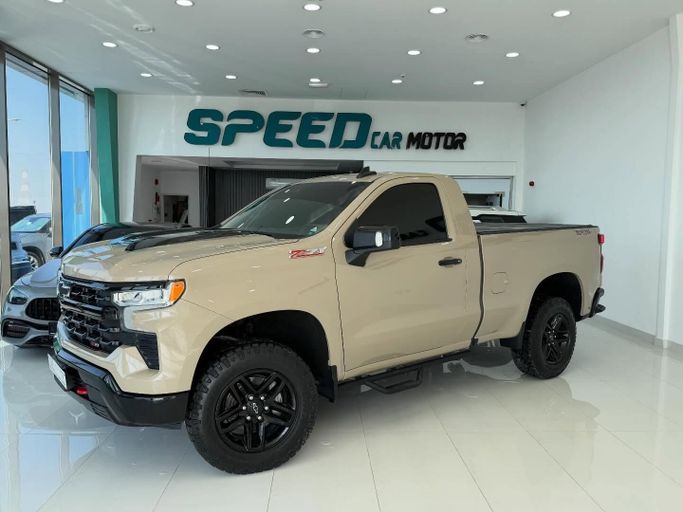 Used Chevrolet Silverado IV (T1XX) Facelift, 2.7 l, 2022 in Abu Dhabi by Speed Car Motors, Other Color color. GCC Specs | AUTO.AE