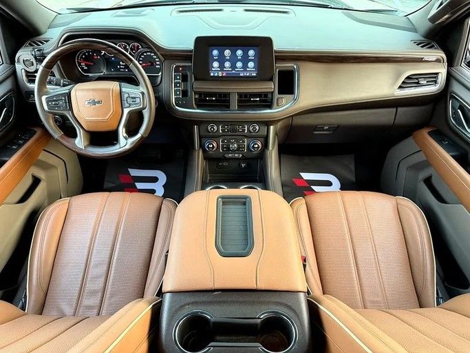 Used Chevrolet Tahoe V, 5.3 l, 2023 in Abu Dhabi by Al Bayan Motors, Grey color. GCC Specs | AUTO.AE