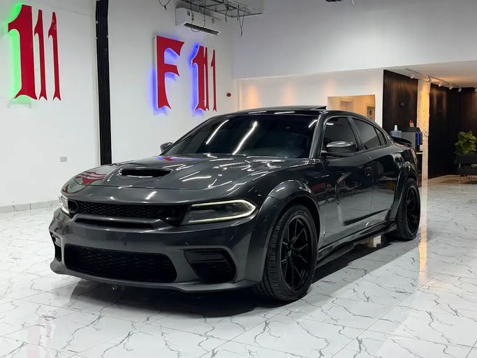 مستعملة Dodge Charger R_T عملية فيس ليفت السابع (LD), 5.7 l, 2016 في في الإمارات, أبوظبي من F1 Lebanon vehicle Trading، اللون رمادي. مواصفات الخليج | AUTO.AE | إعلان #275668