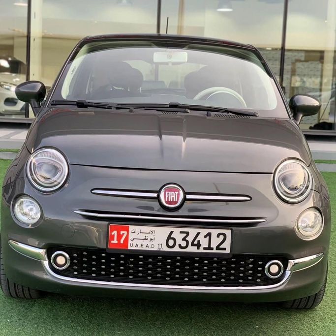 Подержанный Fiat 500 II Рестайлинг, 1.2 л, 2017 в Абу-Даби от Al Fajr Automobile showroom Серый цвет. GCC | AUTO.AE