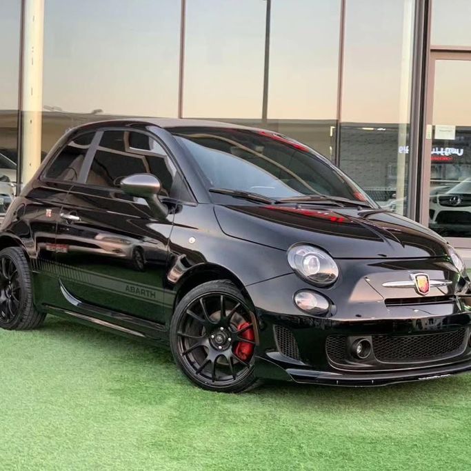 Used Fiat 500 II Facelift, 1.2 l, 2015 in Abu Dhabi by Al Fajr Automobile showroom, Black color. American Specs | AUTO.AE