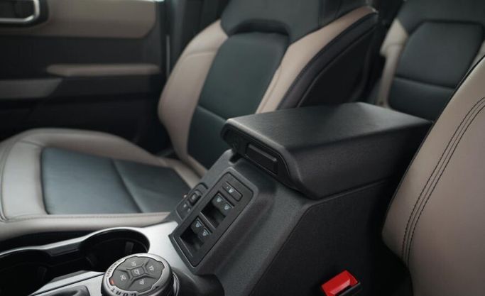 Used Ford Bronco VI, 2.7 l, 2022 in Abu Dhabi by Advantage Motors, White color. GCC Specs | AUTO.AE