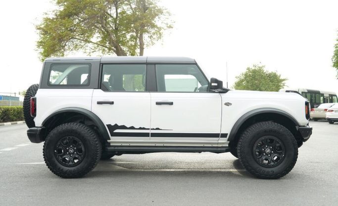 Used Ford Bronco VI, 2.7 l, 2022 in Abu Dhabi by Advantage Motors, White color. GCC Specs | AUTO.AE