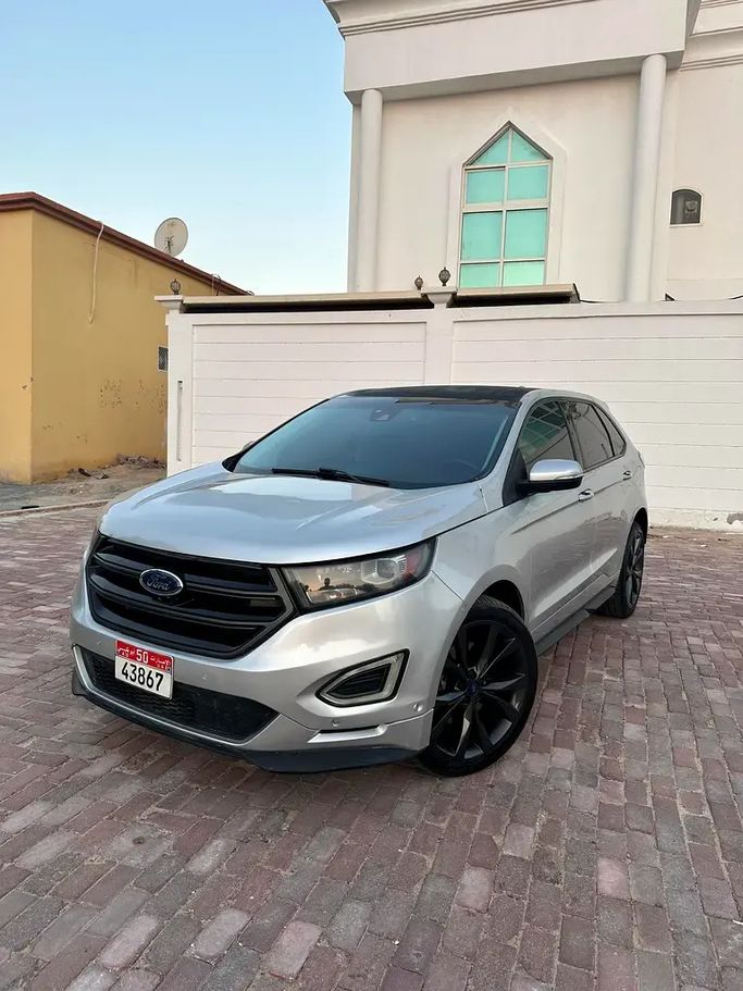 مستعملة Ford Edge ثانياً, 2.7 l, 2016 في في الإمارات, أبوظبي من F1 Lebanon vehicle Trading، اللون فضي. المواصفات الأمريكية | AUTO.AE | إعلان #275666