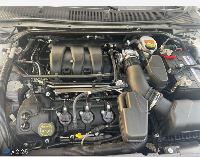 Used Ford Taurus VI Facelift, 3.5 l, 2019 in Abu Dhabi, White color. American Specs | AUTO.AE