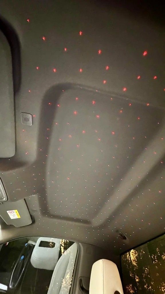 Подержанный GMC Sierra IV, 5.3 л, 2021 в Абу-Даби от Al Waleed Used Cars Белый цвет. GCC | AUTO.AE