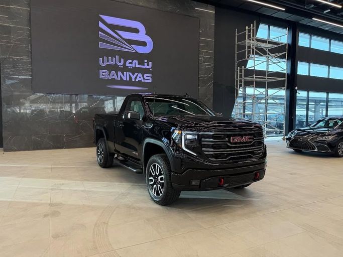 Новый GMC Sierra IV Рестайлинг, 5.3 л, 2025 в Абу-Даби от Baniyas Cars Abu Dhabi Черный цвет. Other | AUTO.AE