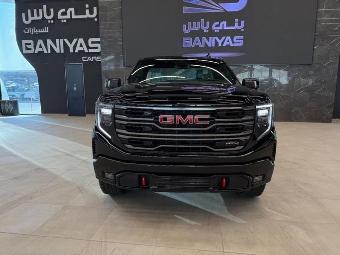 Новый GMC Sierra IV Рестайлинг, 5.3 л, 2025 в Абу-Даби от Baniyas Cars Abu Dhabi Черный цвет. Other | AUTO.AE