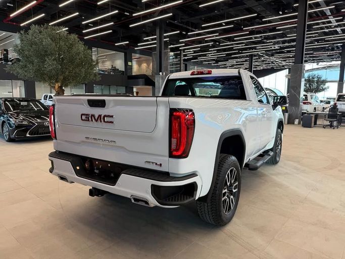 Новый GMC Sierra IV Рестайлинг, 5.3 л, 2025 в Абу-Даби от Baniyas Cars Abu Dhabi Белый цвет. Other | AUTO.AE