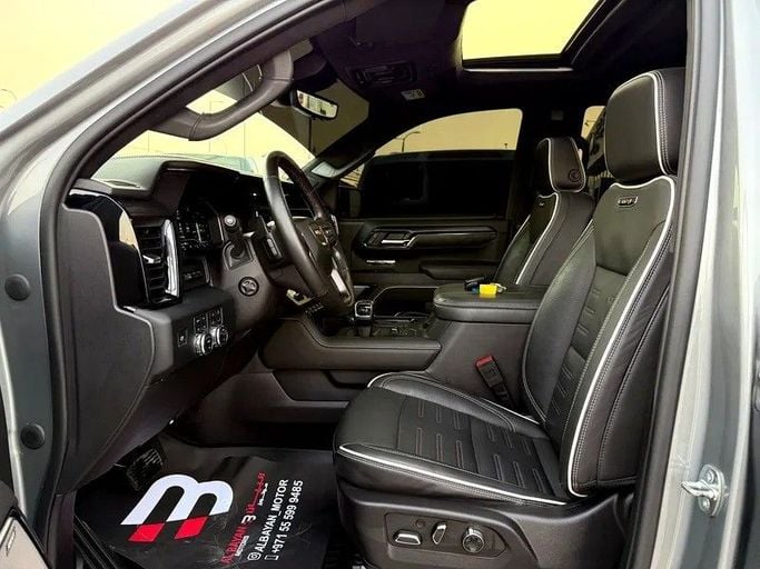 Used GMC Sierra IV Facelift, 6.2 l, 2023 in Abu Dhabi by Al Bayan Motors, Grey color. GCC Specs | AUTO.AE