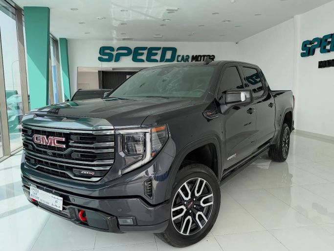 Подержанный GMC Sierra IV Рестайлинг, 6.2 л, 2023 в Абу-Даби от Speed Car Motors Черный цвет.  | AUTO.AE